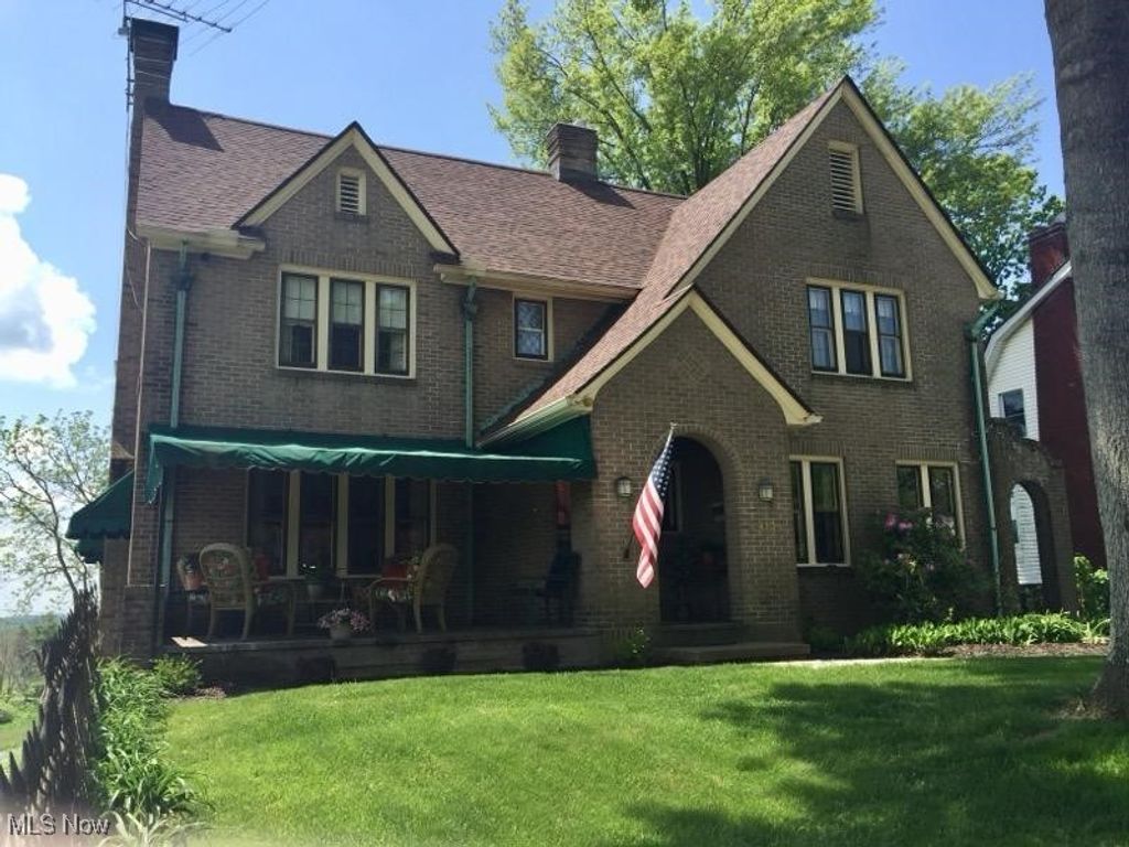 Photo of 413 Oakwood Drive, Cadiz, OH 43907 (MLS # 5180697)