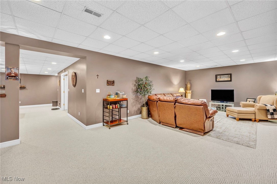 4074 Hedgewood Drive, Medina, Ohio image 37