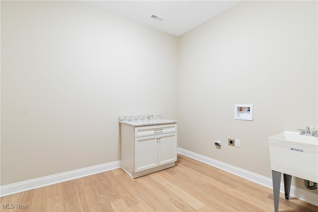 26 Oneida Trail, Malvern, Ohio image 34