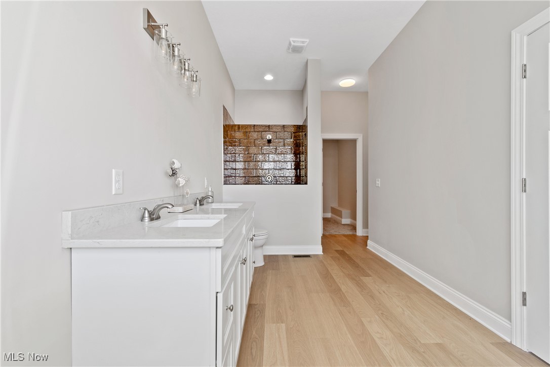26 Oneida Trail, Malvern, Ohio image 18