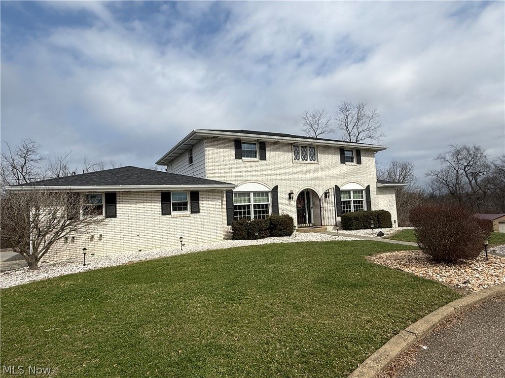 Photo of 172 Selma Drive, Wintersville, OH 43953 (MLS # 5192398)