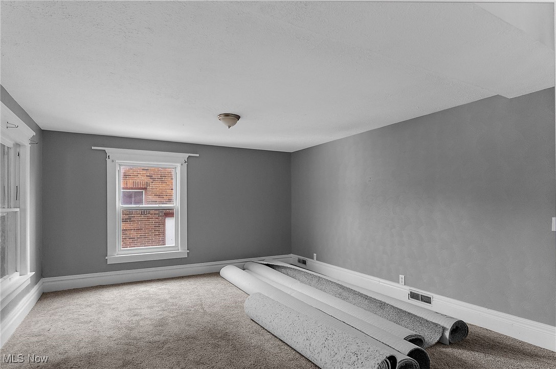 Niles City - Residential