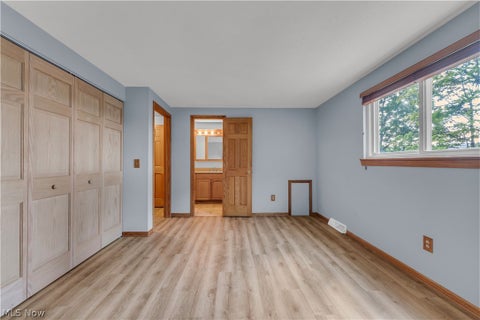 Tiny photo for 14472 S Gateway Drive, North Royalton, OH 44133 (MLS # 5238628)