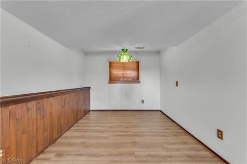 Tiny photo for 14472 S Gateway Drive, North Royalton, OH 44133 (MLS # 5238628)