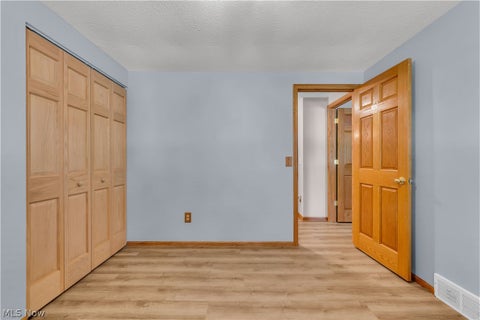 Tiny photo for 14472 S Gateway Drive, North Royalton, OH 44133 (MLS # 5238628)