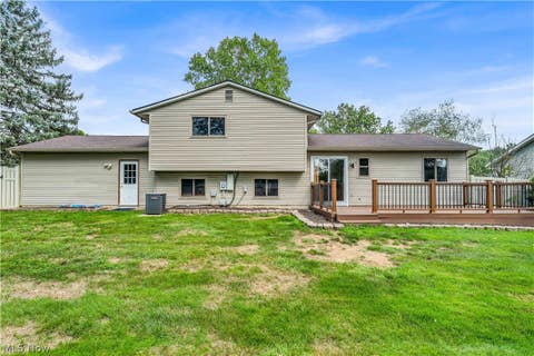 Tiny photo for 14472 S Gateway Drive, North Royalton, OH 44133 (MLS # 5238628)