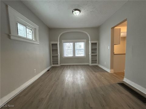 Tiny photo for 10726 Garfield Avenue, Cleveland, OH 44108 (MLS # 5184507)