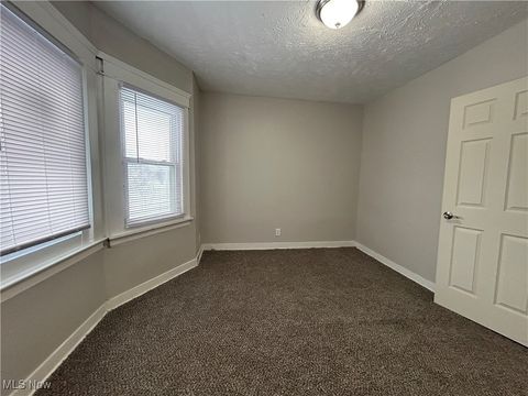 Tiny photo for 10726 Garfield Avenue, Cleveland, OH 44108 (MLS # 5184507)