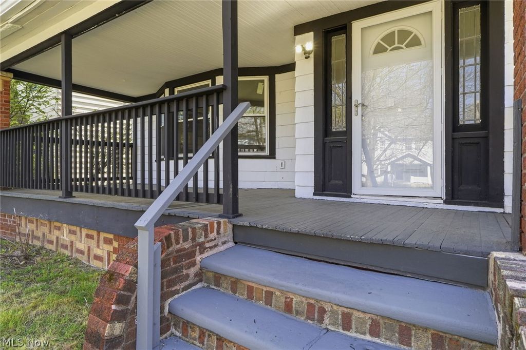Photo of 2009 Marlindale Road, Cleveland, OH 44118 (MLS # 5202073)