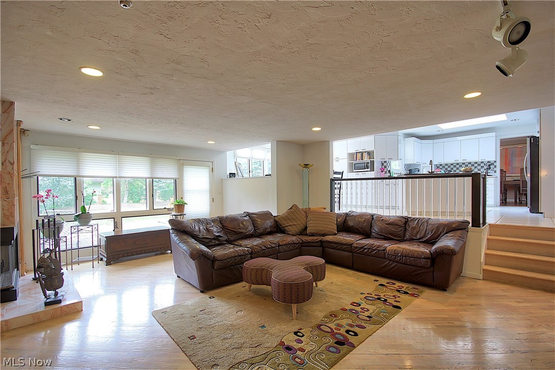 Shakercrest - Residential