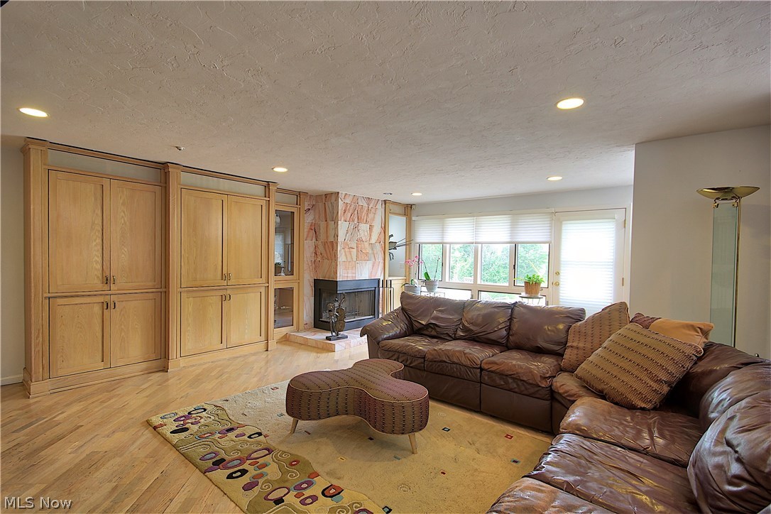 Shakercrest - Residential