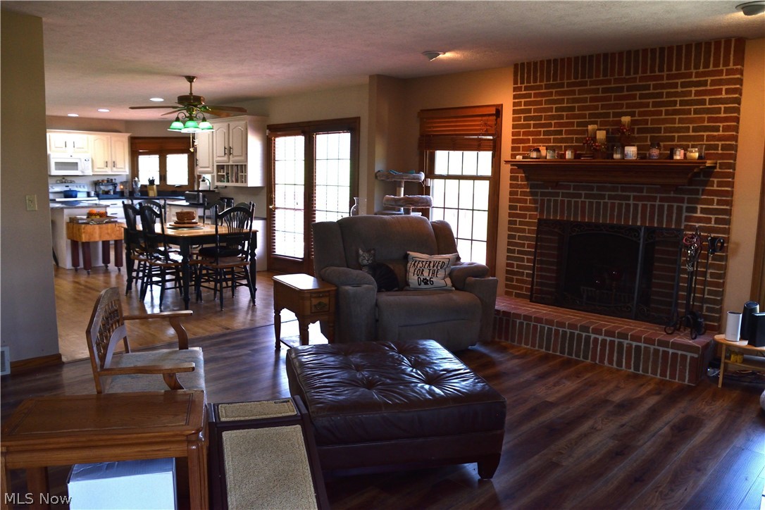 Hunt Club Farms - Residential