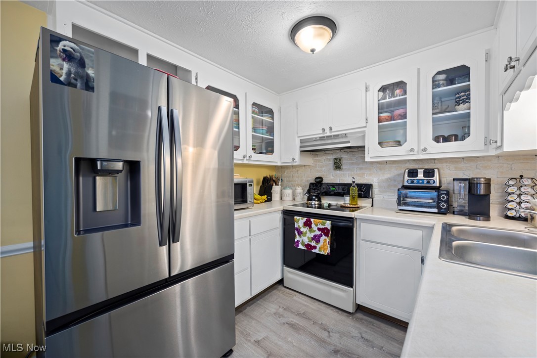 Monroe Manor Condo - Residential