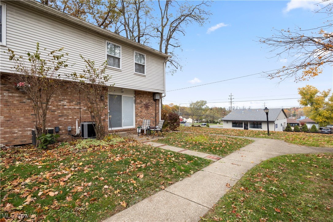 Monroe Manor Condo - Residential