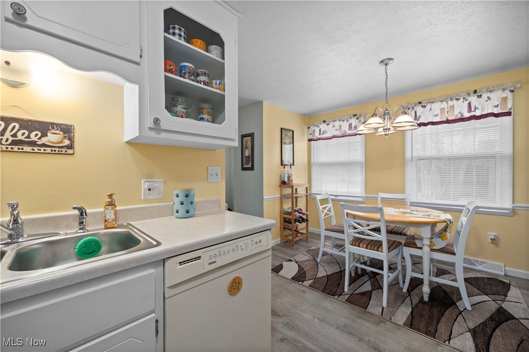 Monroe Manor Condo - Residential