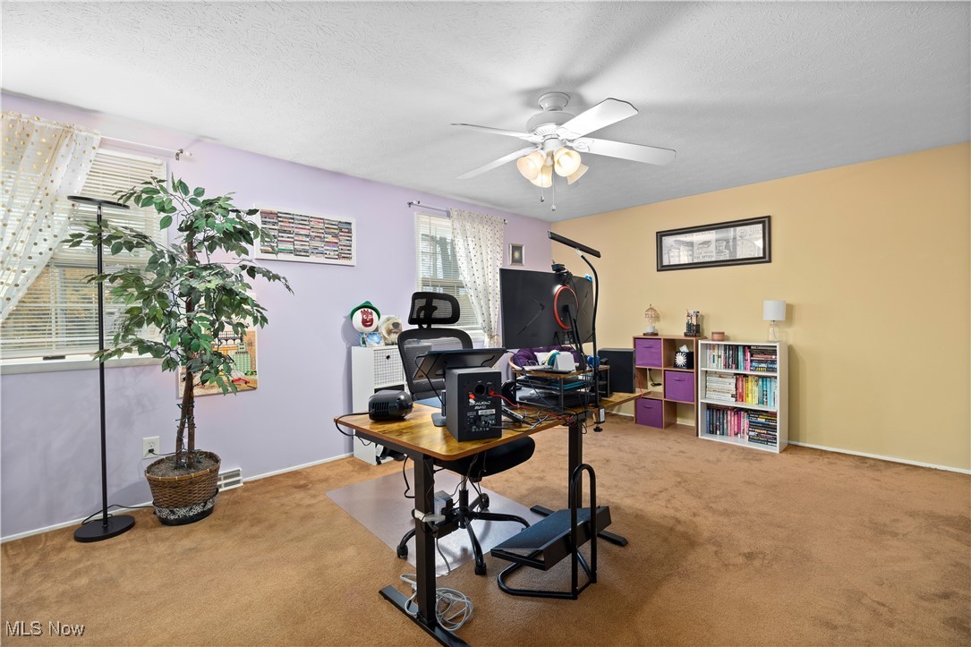 Monroe Manor Condo - Residential