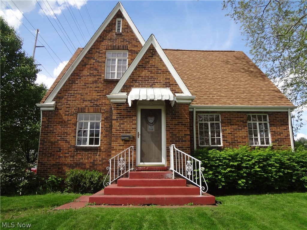 Lovely brick cape cod on a corner lot. Home features three bedrooms, one full bath, and two half baths. Eat-in kitchen with newer stainless appliances that will stay. Large living room and formal dining room with corner hutches. First-floor bedroom is currently used as an office. Glass block windows in the basement. Furnace 2013, central air conditioning less than 5 years. Water heater 2008, roof 2004; 50-year shingles. Booth and table in eat-in kitchen stay. Updated electric. Bathrooms on first floor and second floor re-done 2009. Second floor bonus room could potentially be a 4th bedroom.