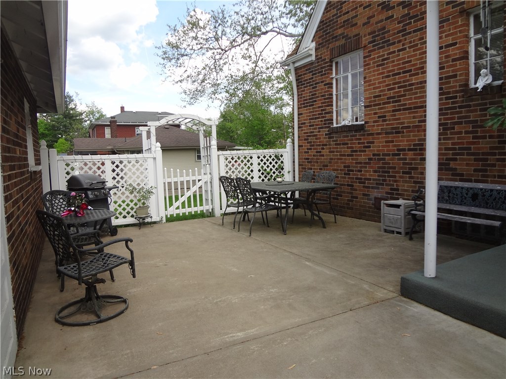 Standard Homes - Residential