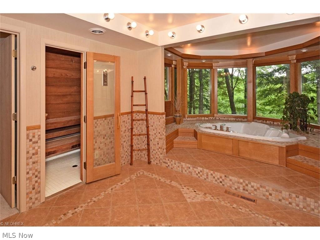 Ledgewood - Residential