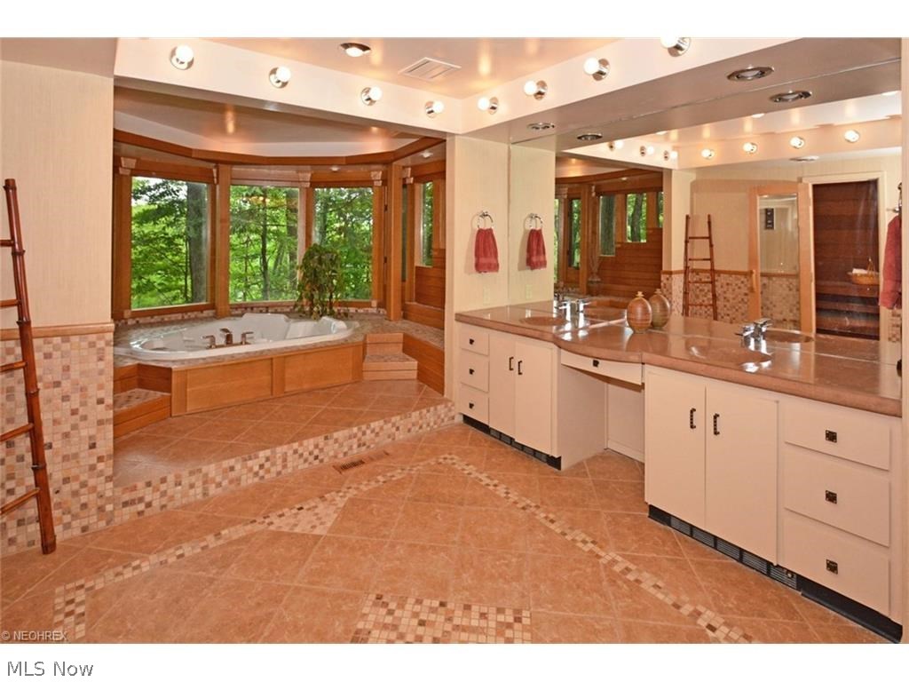 Ledgewood - Residential