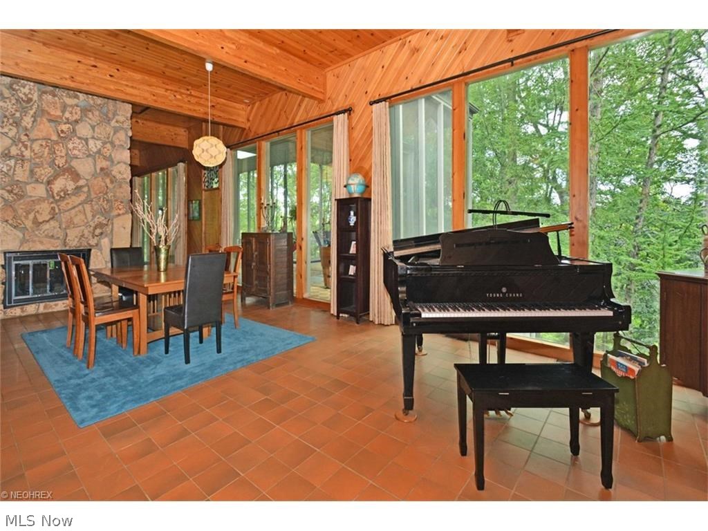 Ledgewood - Residential