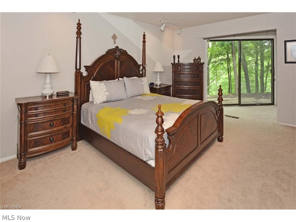 Ledgewood - Residential