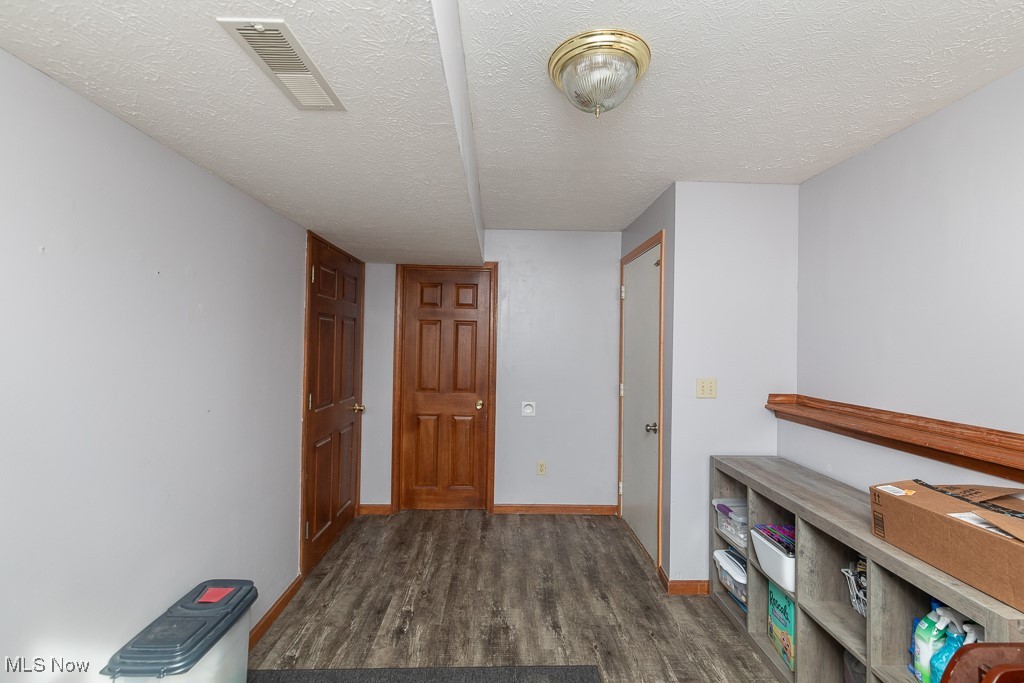 223 Finch Drive, Elyria, Ohio image 16