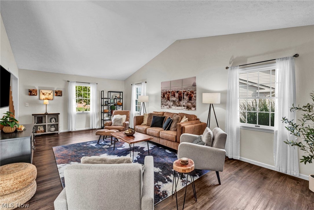 7822 Bellflower Road