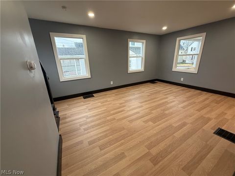 Tiny photo for 1372 Maryland Avenue SW, Canton, OH 44710 (MLS # 5193103)