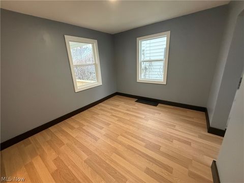 Tiny photo for 1372 Maryland Avenue SW, Canton, OH 44710 (MLS # 5193103)