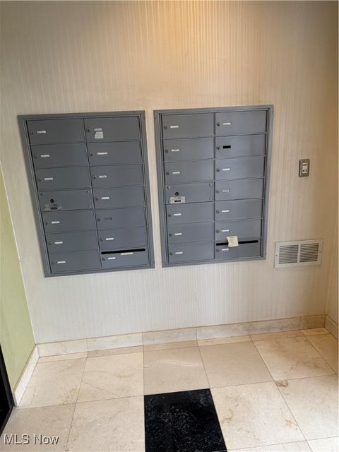 Tiny photo for 822 Kumho Drive #101/104, Fairlawn, OH 44333 (MLS # 5179020)