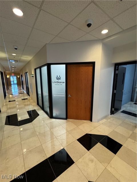 Tiny photo for 822 Kumho Drive #101/104, Fairlawn, OH 44333 (MLS # 5179020)