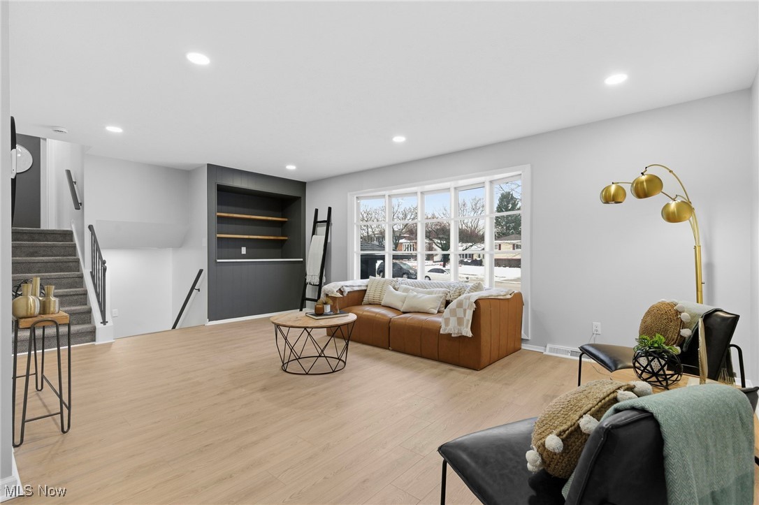 Holiday Hills Sub #1/A Part/Or - Residential