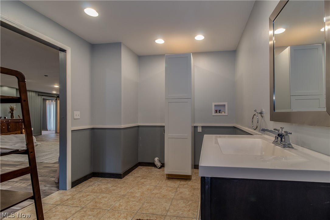 Connecticut Western Reserve - Residential