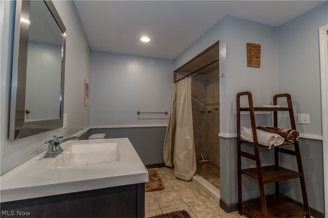 Connecticut Western Reserve - Residential