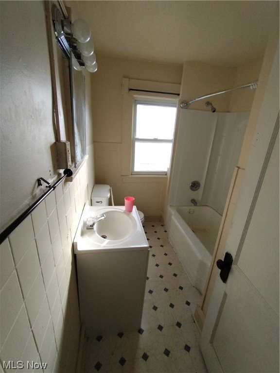 City/Youngstown - Residential Lease