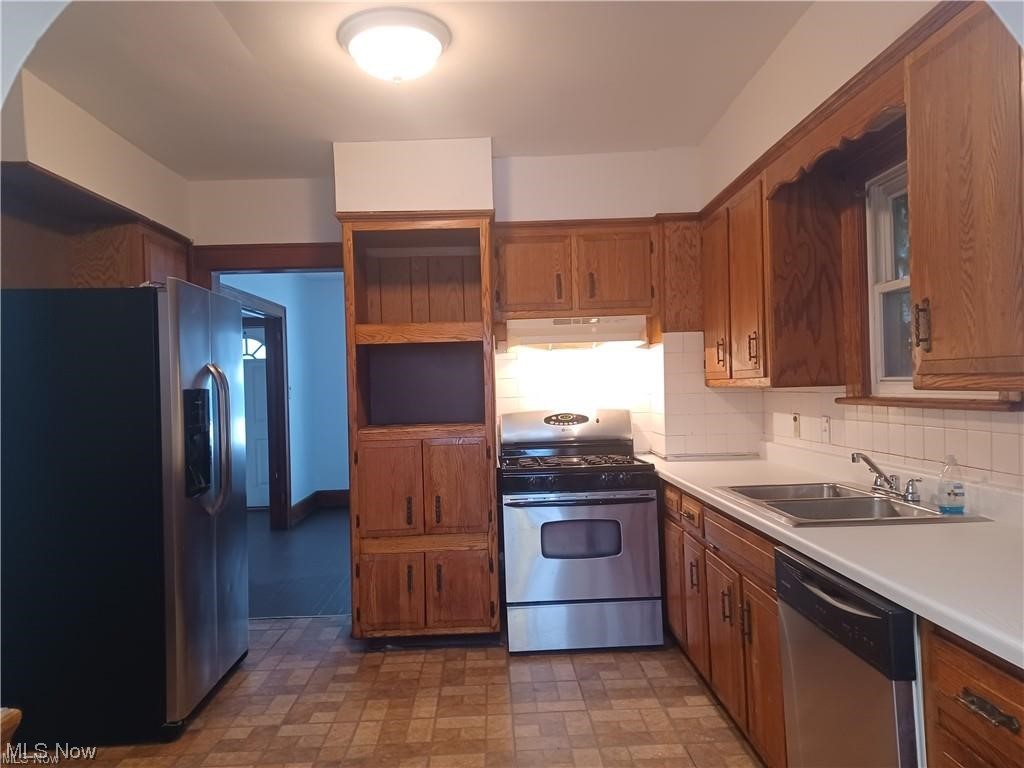 City/Youngstown - Residential Lease