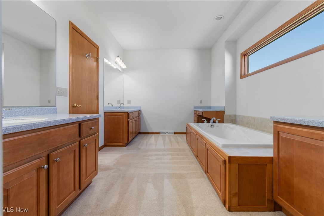 Briarthorn Condos Ph 03h - Residential