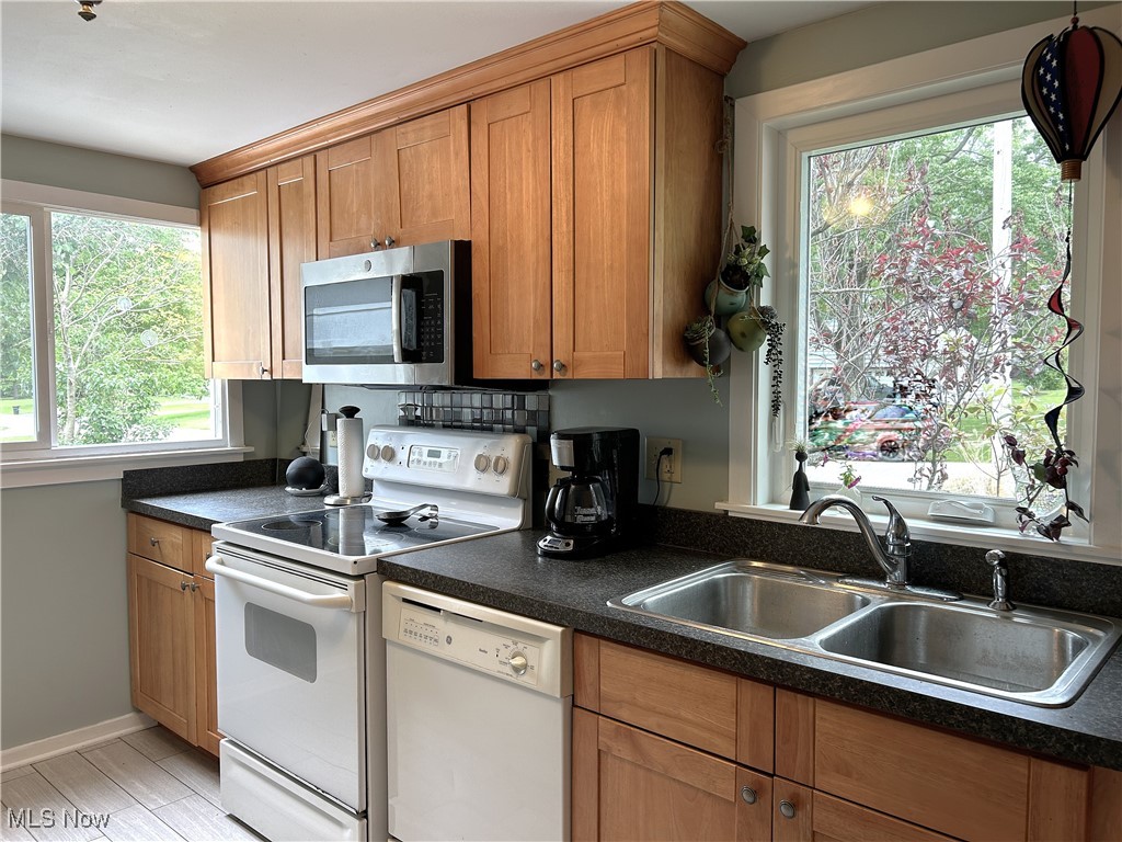 111 Fairview Road, Chagrin Falls, Ohio image 2