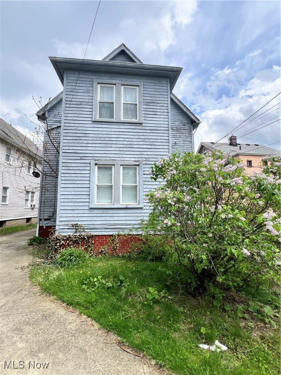 3688 E 154th Street