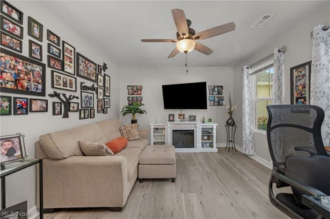Tiny photo for 203 Hidden Cove, Amherst, OH 44001 (MLS # 5256490)