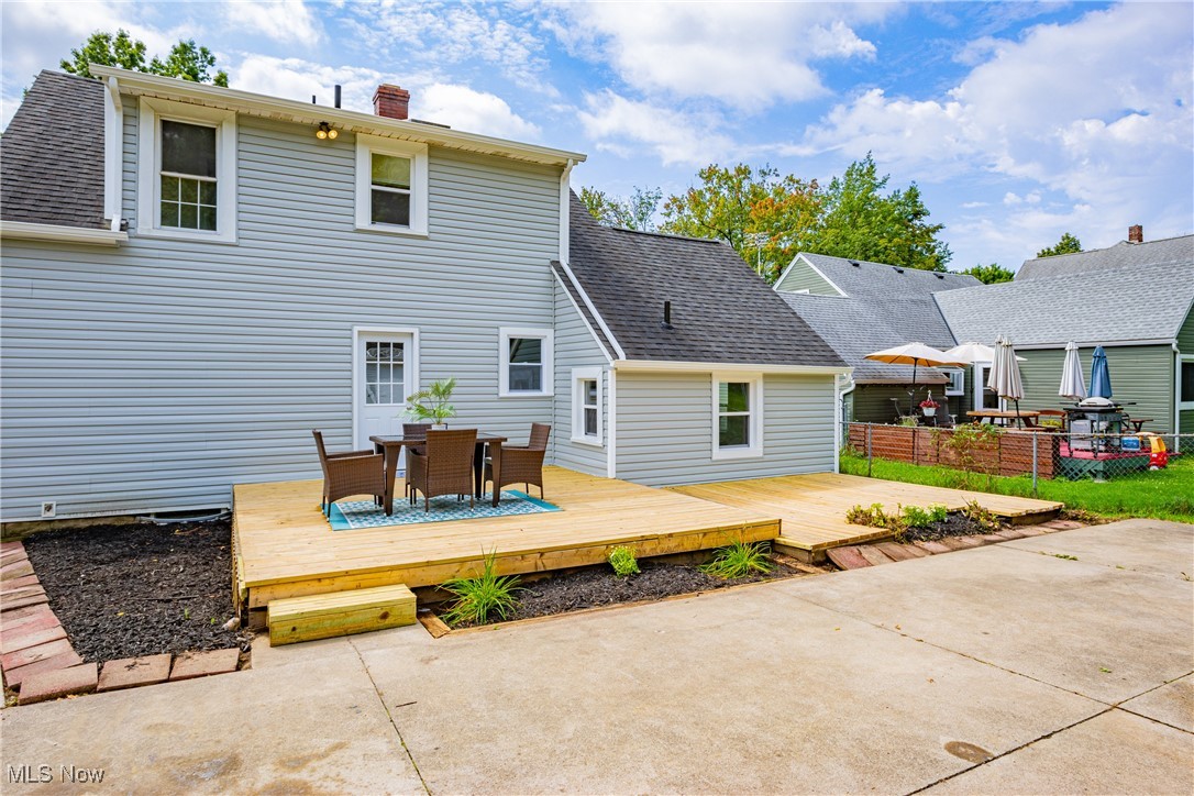 Ravenna Bldg Co - Residential