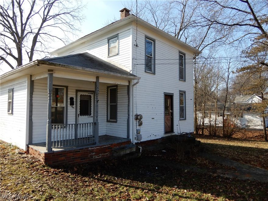 Colonial 4 bedroom, 1 bath home close to the Historical Square of Medina on over three quarters of an acre lot with creek. This is a Fannie Mae HomePath property.