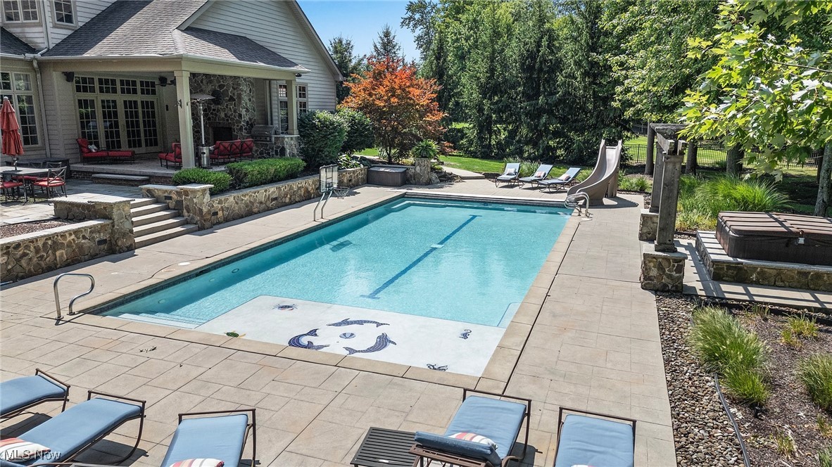 Four Seasons/Brecksville P - Residential