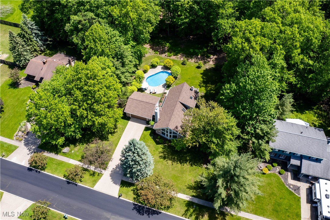 11311 Villa Grande Drive, North Royalton, Ohio image 2