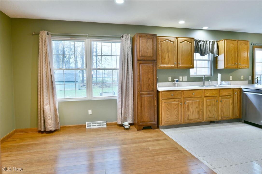 221 Ashlynn Court, Newton Falls, Ohio image 13