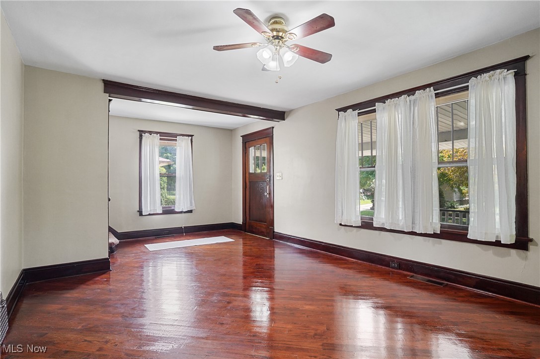 325 Pleasant Avenue