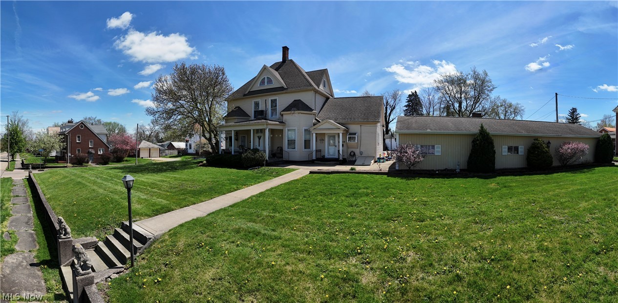 1307-1309 Main Avenue W