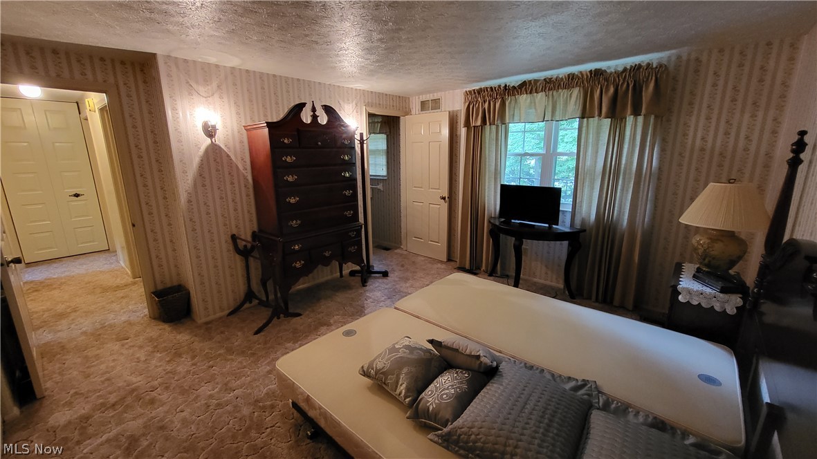 Meanderwood #1 - Residential