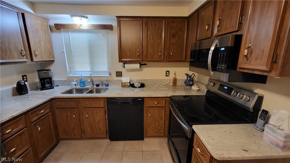 Meanderwood #1 - Residential